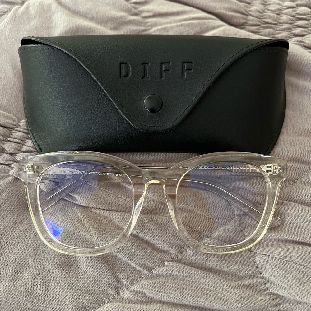 DIFF Clear Frame Blue-Light Glasses with Black Case